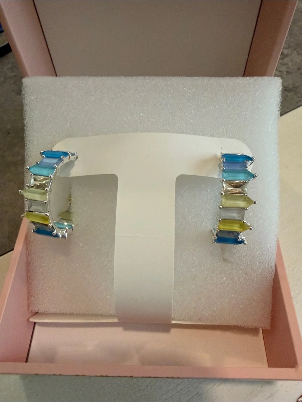NIB Bomb Party Bella’s Luxe Ultra Rare Unicorn Earrings Capri Citrus on Silver